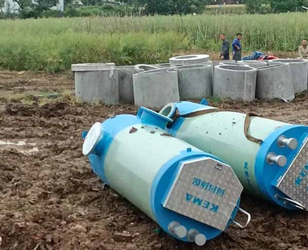 桐城市菜子湖流域水環(huán)境保護(hù)與生態(tài)修復(fù)-一體化智能截流井設(shè)備 (3)